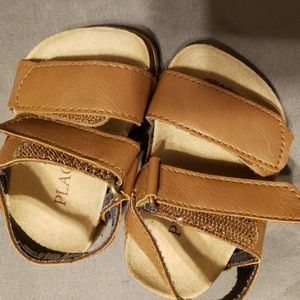 The Childrens Place 3-6 Sandals